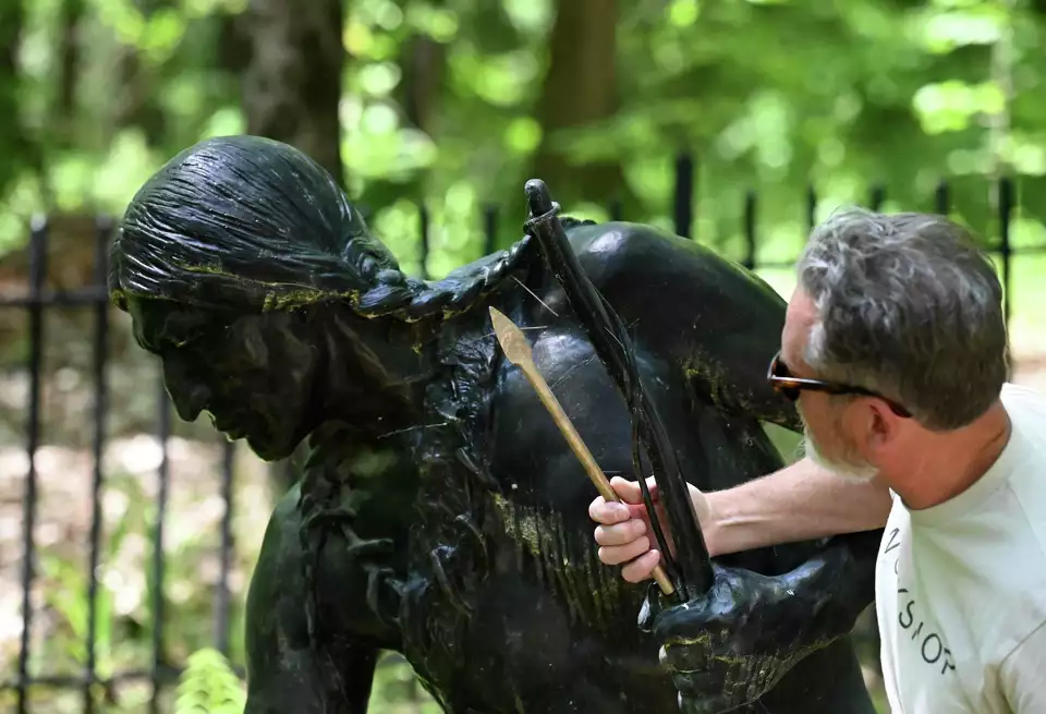 SUNY INTERN | Lake George revolutionary statues restored